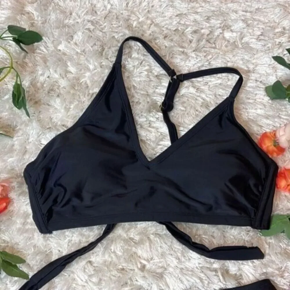 Wild‎ Fable Swimsuit Set Cut Out One Shoulder Bikini top and Cheeky Bottoms